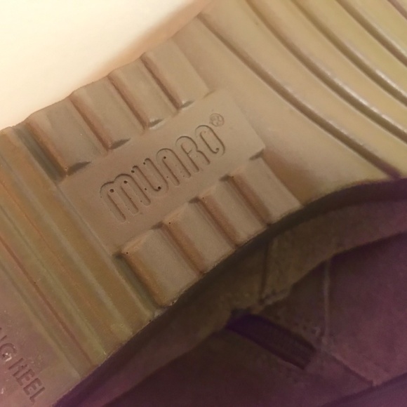 Munro ‘Drew’ water resistant  suede wedge booties - Picture 7 of 16